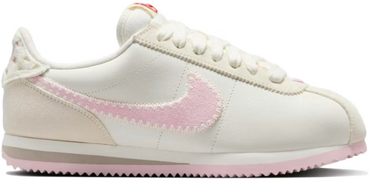 Nike Cortez 'Valentine's Day' (W)