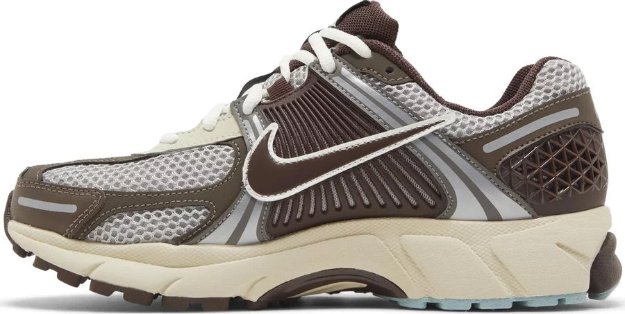 Nike Air Zoom Vomero 5 'Earth Fossil' (W)