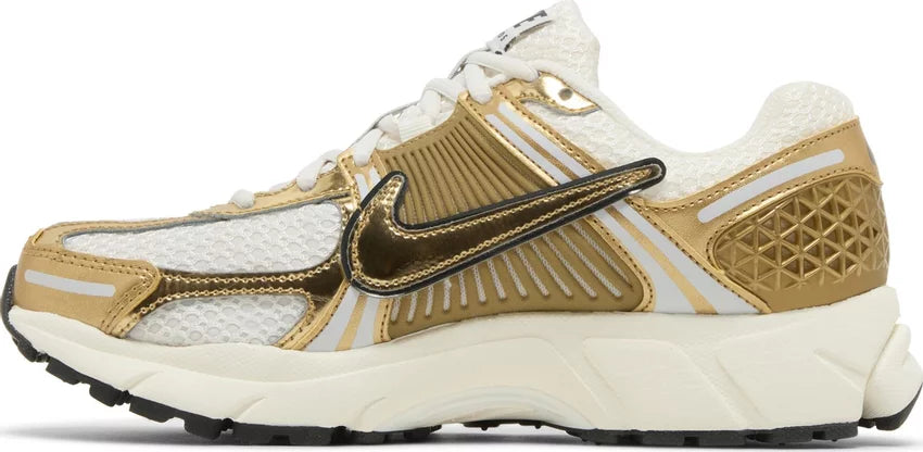 Nike Air Zoom Vomero 5 'Metallic Gold' (W)