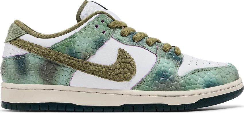 Nike SB Dunk Low x Alexis Sablone 'Chameleon'