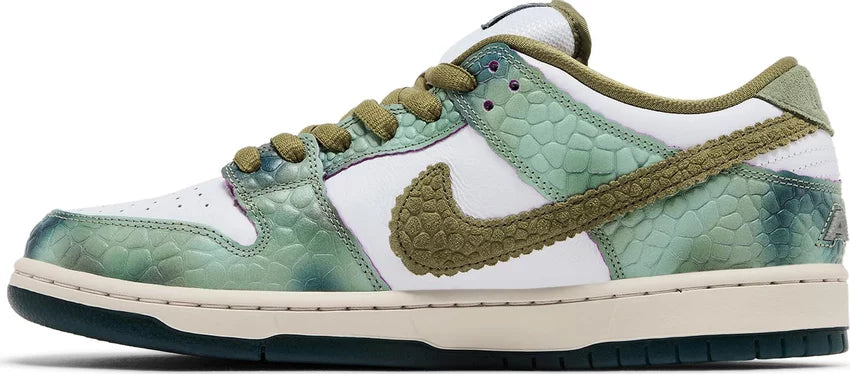 Nike SB Dunk Low x Alexis Sablone 'Chameleon'