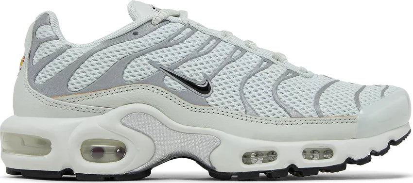 Nike Air Max Plus TN 'Light Silver' (W)