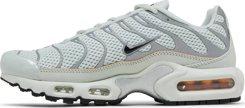 Nike Air Max Plus TN 'Light Silver' (W)