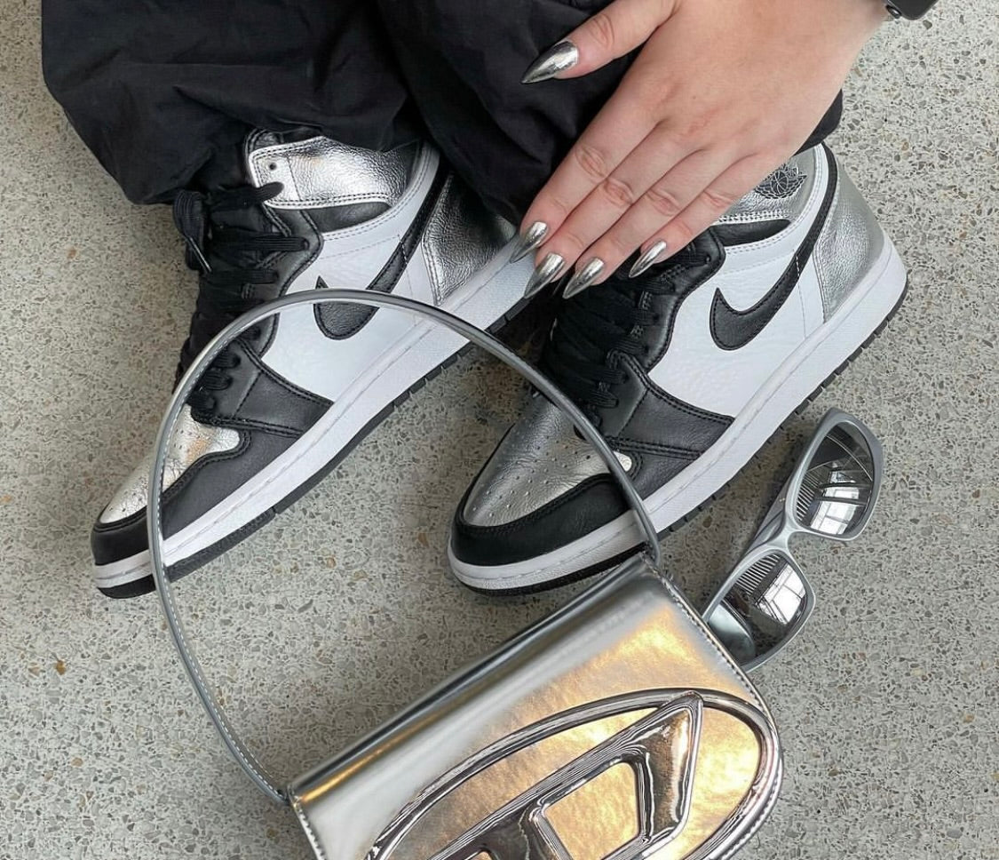 Air Jordan 1 High Retro 'Silver Toe' (W) â DSUPPLIED