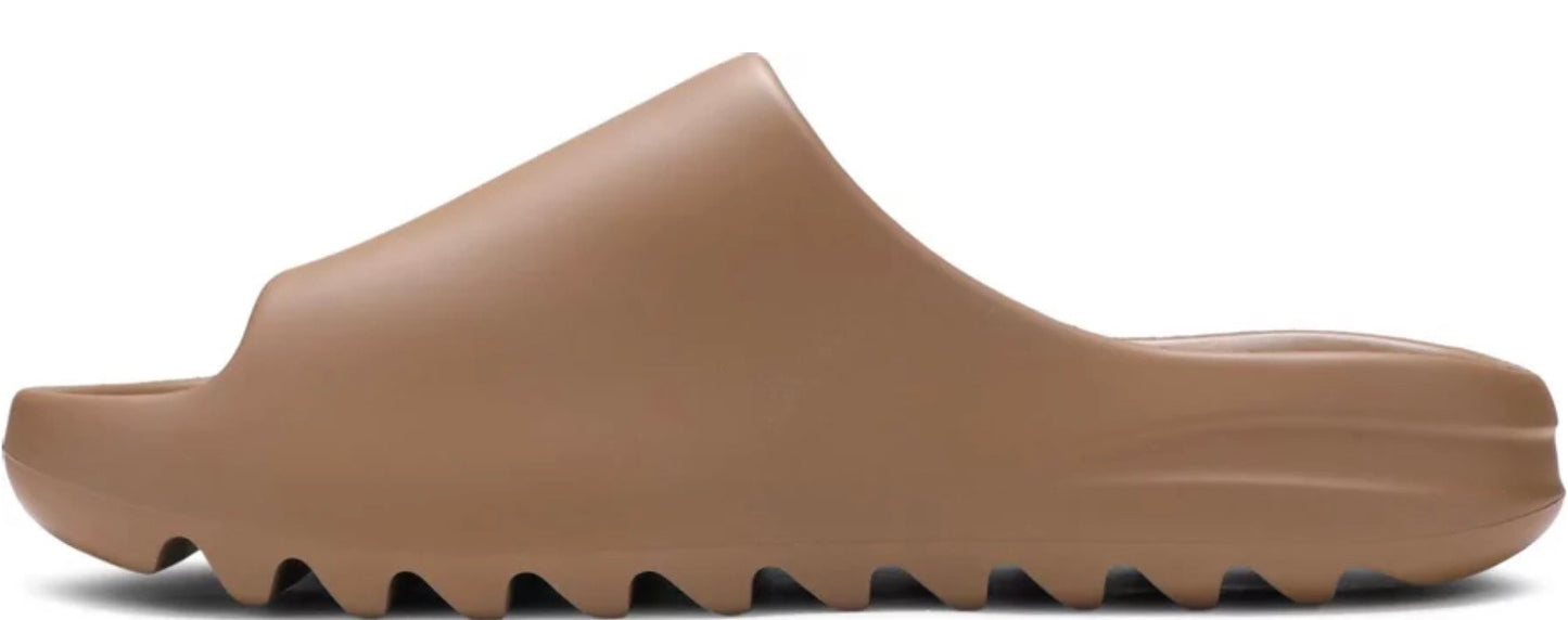 Adidas Yeezy Slide 'Core' (2021)