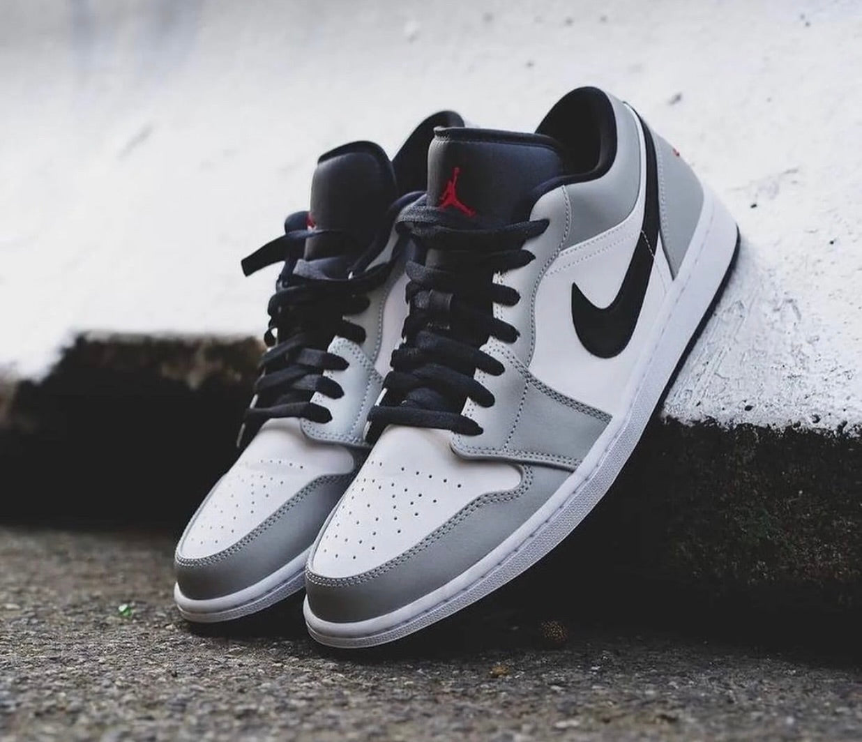 Air Jordan 1 Low 'Light Smoke Grey' â DSUPPLIED