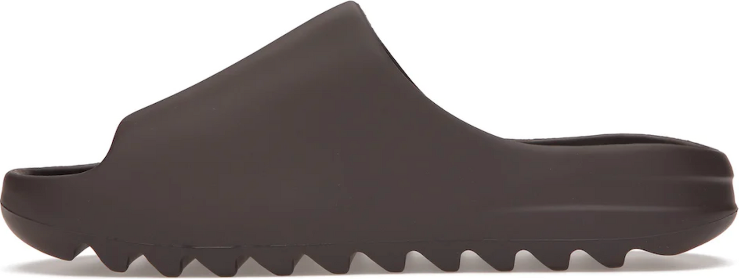 Adidas Yeezy Slide 'Soot' (2021)