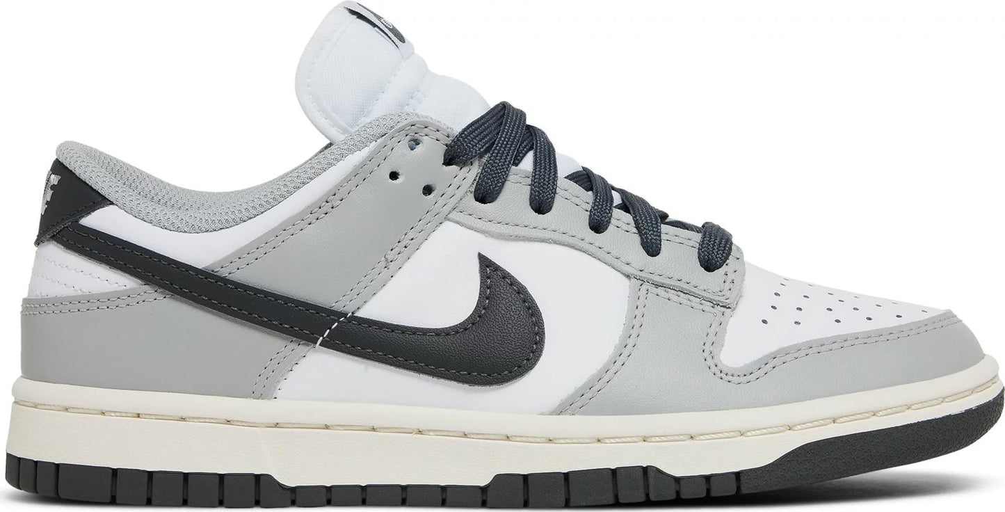 Nike Dunk Low 'Light Smoke Grey' (W)